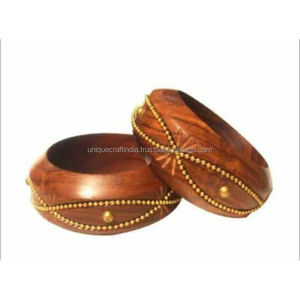 Brazaletes de madera a granel con incrustaciones decorativas de metal joyería de madera natural al por mayor para mujer accesorios de moda modernos - Product Image 2