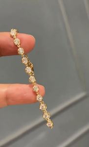 Pulsera de oro macizo de 14 quilates con diamante cultivado en laboratorio de 2 mm de corte redondo, engastado en bisel, para joyería femenina, regalo de compromiso o propuesta de matrimonio. - Product Image 4