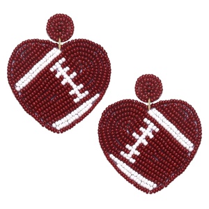 Pendientes Ligeros y Cómodos con Cuentas de Balón de Fútbol y Corazón, Pendientes Deportivos para el Día del Partido, para Mujer, Moda Boutique - Product Image 1