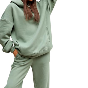 Conjunto de Ropa Casual de Invierno para Mujer, Dos Piezas, Estilo Urbano |   Conjunto Deportivo Personalizado |   Elegante, 100% algodón, ecológico - Product Image 4