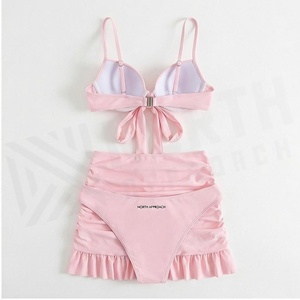 Conjunto de bikini de dos piezas NORTH APPROACH rosa con sujetador push-up y falda con volantes - Product Image 2