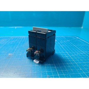 Protector de circuito Fuji CP32D CP32D 7A usado como pieza de repuesto para equipos semiconductores antiguos - Product Image 4