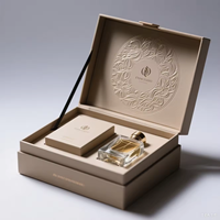 Coffret cadeau de luxe haut de gamme en matériaux recyclés écologiques, boîte rigide en carton avec doublure en éponge rose, couvercle amovible, ruban personnalisé