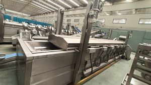 Machine à frire entièrement automatique Frites de pommes de terre chips Friteuse continue Friteuse à frites - Product Image 2