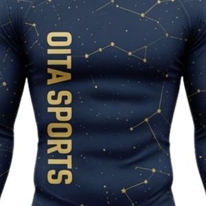 Camiseta de Compresión Azul Marino de Manga Larga con Estampado de Constelaciones, Ropa Deportiva Transpirable Sublimada para Entrenamiento Atlético y Gimnasio - Product Image 6