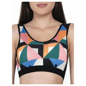 Conjunto de Lencería para Mujer Talla Grande, Sujetador con Relleno y Bordado, con Tanga de Encaje - Product Image 5