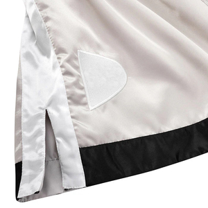 Shorts de boxe unisexes blancs avec bordure noire, séchage rapide, polyester, vêtements d'arts martiaux, taille adulte, coupe classique - Product Image 4