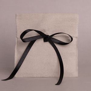 Pochette en coton personnalisée avec logo imprimé, fermeture à ruban de qualité supérieure, emballage de luxe pour bracelets et lunettes - Product Image 3