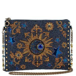 Sac à bandoulière élégant avec broderie florale et accents perlés pour les occasions spéciales - Product Image 1
