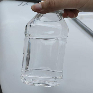 Cloruros Ácidos de Grado Industrial para la Producción de Polímeros, Cloruros Ácidos de Alta Pureza para el Síntesis de Tintes y Pigmentos - Product Image 2