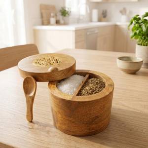 Pot à sel et poivre en bois avec cuillère, design minimaliste fait main pour la table et la maison - Product Image 1