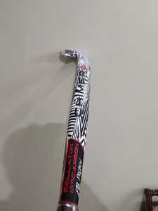Bâtons de hockey sur gazon composites légers, équipement sportif pour matchs et entraînements, fournisseur en gros pour équipes - Product Image 1