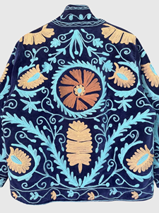 เสื้อแจ็คเก็ตกำมะหยี่ปักลายดอกไม้ คอจีน ไซส์ใหญ่สำหรับผู้หญิง ใส่ได้ในฤดูใบไม้ร่วง ความยาวปกติ แขนเก้าส่วน - Product Image 6
