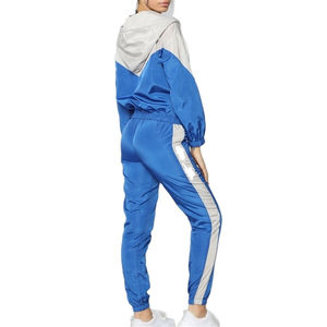 Conjunto de Chaqueta y Pantalón Deportivo Impermeable, Transpirable y Ecológico para Mujer, con Cremallera, Capucha y Cordón Ajustable - Product Image 2