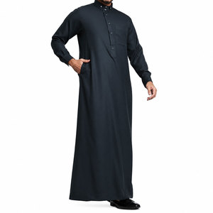Robes musulmanes confortables et amples, conçues avec un tissu doux pour la prière, l'usage quotidien, les événements culturels et les occasions spéciales - Product Image 1