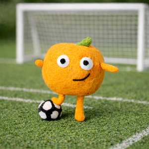 Juguete Waldorf Hecho a Mano de Fieltro y Hilo con Forma de Fruta Naranja y Balón de Fútbol para Niños, Juego en Interiores - Product Image 4