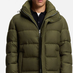 Chaqueta Acolchada con Capucha para Hombre, Color Verde Oliva, Resistente al Viento, Rellena de Plumón, Abrigo Largo de Invierno, Corte Regular Informal, Cierre de Cremallera - Product Image 3