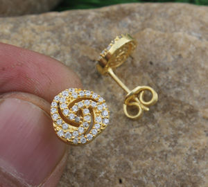 Pendientes de Plata de Ley S925 con Baño de Plata y Circonita Cúbica, Diseño Minimalista de Lujo, Hipoalergénicos, para Uso Diario, Fiestas, Bodas, Unisex - Product Image 3