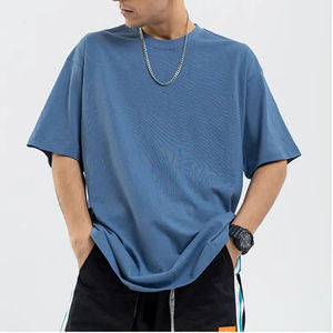 เสื้อยืดคอกลมผ้าฝ้าย 100% ราคาส่งถูก น้ำหนัก 240gsm ระบายอากาศได้ดี สกรีนโลโก้ตามสั่ง สำหรับงานกลุ่ม ปาร์ตี้ และโปรโมชั่น - Product Image 5