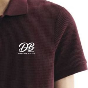 Polo en maille gaufrée ajusté pour homme, en coton premium texturé, manches courtes, tenue décontractée, fabricant OEM ODM sur mesure - Product Image 5