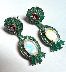 Boucles d'oreilles clous de luxe en argent sterling 925 plaqué rhodium avec diamants, émeraudes naturelles, tourmalines et pierres de lune arc-en-ciel – Cadeau d'anniversaire - Product Image 3