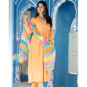 Ensemble de costume en mousseline de soie couleur pêche pâle - Taille XS - Product Image 5