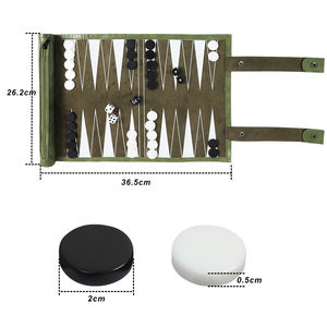 Tablero de Backgammon Plegable de Cuero Verde con Triángulos Blancos para Jugar en Interiores y Exteriores - Product Image 4