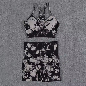 Conjunto de Yoga Tie Dye de 2 Piezas, Top Corto de Cintura Alta y Pantalones Cortos, Ropa Deportiva sin Costuras con Espalda Cruzada para Mujer, Spandex y Poliéster con Elasticidad en Cuatro Direcciones - Product Image 3