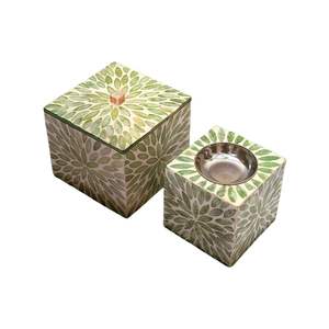 Meilleures ventes : Ensemble brûleur à bakhoor incrusté de nacre de Dubaï avec boîte et couvercle en acrylique, idéal pour offrir et servir du bakhoor pendant le Ramadan - Product Image 6