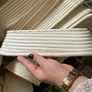 Panier de levage en rotin naturel fait main pour pain au levain, outil de boulangerie écologique pour la levée de la pâte à pain artisanal, utilisation en cuisine - Product Image 2