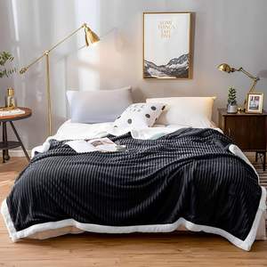 Manta de Coral Negra, Suave y Acogedora, para Sofá, Cama, Cálida y Decorativa, para Sala de Estar, Dormitorio, Sillón - Product Image 3