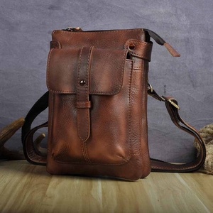 Simple Design Waterproof Lightweight Genuine Leather Unisex Crossbody Messenger Bag Sustainable Eco-Friendly Logo 3L Capacity - Product Image 1