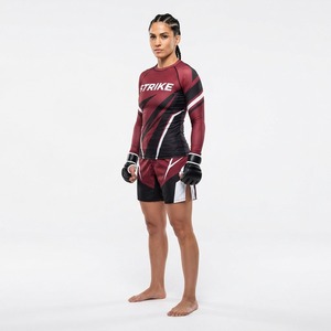 Ensemble Rash Guard MMA Femme Fusion Manches Longues Noir Rose Imprimé par Sublimation Anti-Transpiration Ajusté Vêtements de Sport - Product Image 2