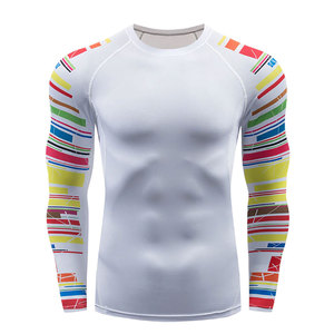 Équipement d'entraînement de combat de bonne qualité, rashguard personnalisé pour hommes, rashguard MMA à prix raisonnable, rashguard de qualité supérieure - Product Image 1