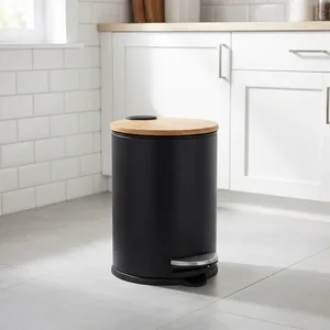 Cubo de Basura Moderno de Metal Negro con Tapa de Bambú Natural y Cubo Interior Extraíble para Cocina, Baño, Oficina y Hogar - Product Image 6