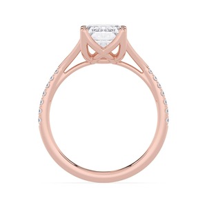 Bague de fiançailles élégante en or rose 10K avec diamant de laboratoire de 2,12 carats, centre en diamant émeraude et accents de pierres rondes - Product Image 2