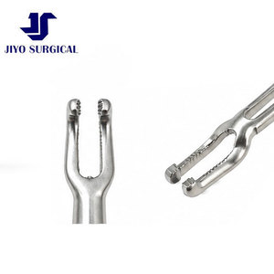 Instrumento Quirúrgico Oftálmico Profesional Koch-Salz para Separación de Núcleos con Diseño Angulado de Acción Cruzada - Product Image 5