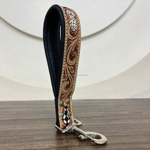 Assez haute qualité OEM luxe usiné à la main conception à carreaux en cuir laisse pour animaux de compagnie et laisse collier de chien réglable ensemble de 3 pièces pour chiens - Product Image 5