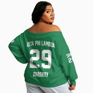 Sudadera Personalizada Iota Phi Lambda con Hombros Descubiertos, Color Verde Esmeralda, Sudadera de la Hermandad Iota Phi Lambda Desde 1929 - Product Image 2