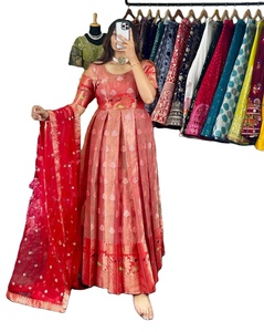Vestido largo bordado pesado elegante de Pretty Lady para mujer, ropa de fiesta Y BODA DE exportador indio a precios asequibles - Product Image 1