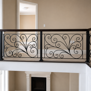 Añade una elegancia inigualable a tu hogar con barandillas de balcón de hierro forjado duraderas, hechas a medida para garantizar seguridad y atractivo estético. - Product Image 1