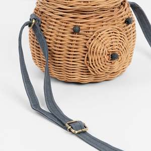 Hechos a mano de anime encantador niños bolsas de ratán niñas bolso lindo oso marrón en forma de bolsa de juguete al por mayor de Vietnam - Product Image 6