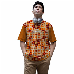 เสื้อยืดผู้ชายทรงหลวมพิมพ์ลายแฟชั่นลำลอง เนื้อผ้านุ่ม 100% ผ้าฝ้าย เสื้อยืดผู้ชายสำหรับใส่ทำงานและสไตล์สตรีท - Product Image 1