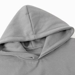 Sudaderas extragrandes básicas con MOQ bajo, interior de forro polar grueso para comodidad cálida en todas las estaciones y un estilo moderno. - Product Image 4