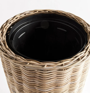 Panier à plantes haut en rotin naturel tissé à la main avec doublure en plastique imperméable, pot de plante décoratif pour intérieur et extérieur, fabriqué au Vietnam - Product Image 3