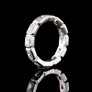 Bague d'éternité en diamant taille radiant 3 carats certifié IGI, sertie clos, diamant de laboratoire, alliance de mariage, bijoux fins, directement de l'usine - Product Image 4