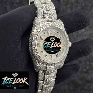 นาฬิกาข้อมือผู้หญิง ICE LOOK หรูหรา ตัวเรือนสแตนเลสสตีล ขนาด 38 มม. หน้าปัดทรงกลม ระบบควอตซ์ ประดับเพชร พร้อมหน้าปัดแซฟไฟร์ - Product Image 3