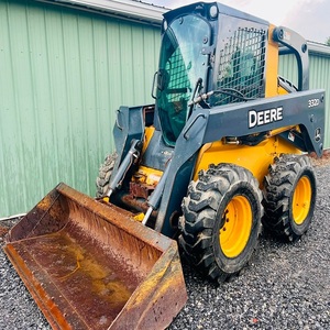 Minicargadora John Deere con Motor Diésel y Alto Momento de Carga para una Manipulación Eficiente en la Construcción - Product Image 6