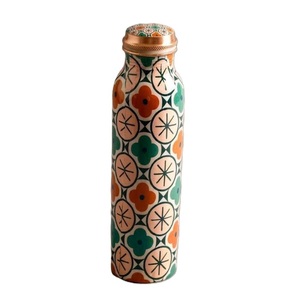 Bouteille d'eau en métal à motif floral peint à la main avec couvercle, gourde de voyage portable - Product Image 3