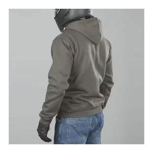 เสื้อฮู้ดมอเตอร์ไซค์ ผลิตจากผ้าเนื้อนุ่มระบายอากาศได้ดี ใช้วัสดุคุณภาพสูง ออกแบบมาเพื่อความกระชับพอดีตัว เหมาะสำหรับสวมใส่ในฤดูหนาวทุกวัน - Product Image 4